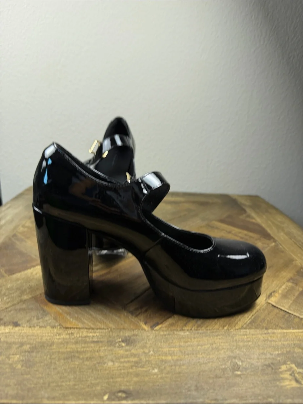 Size 8.5 Coutgo Glossy Black Platform Mary Jane Heels with Buckle Strap